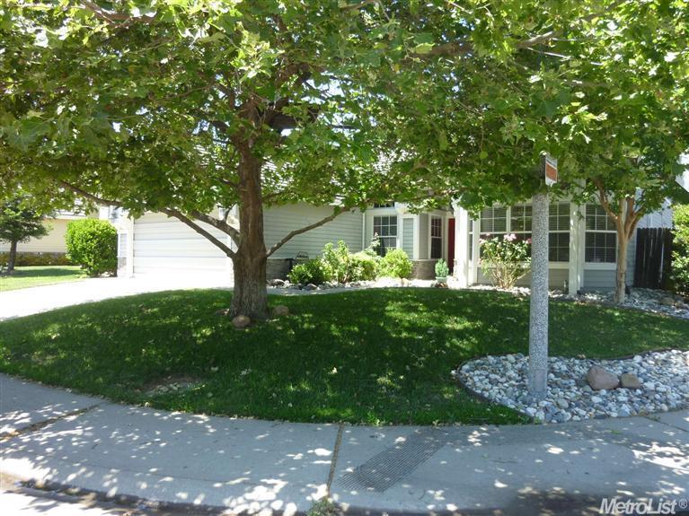 2415 Stefanie Dr, Rocklin, CA 95765 photo 1