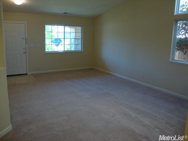5609 Gateway Dr, Salida, CA 95368 photo 2