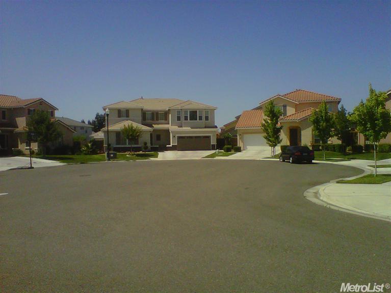 3796 Vitrina Ct, Turlock, CA 95382 photo 3