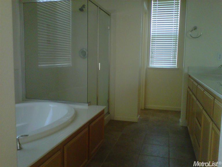 3796 Vitrina Ct, Turlock, CA 95382 photo 14