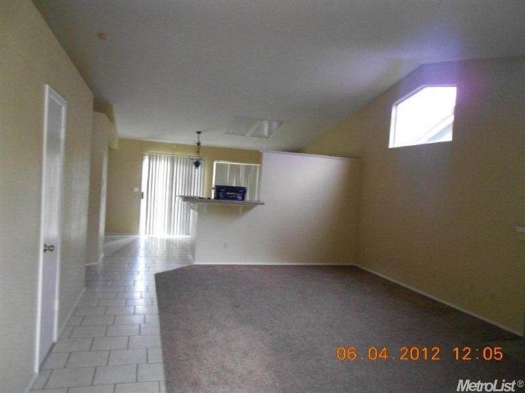 228 N Mcclure Rd, Modesto, CA 95357 photo 2