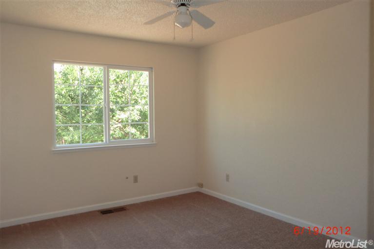 825 Pennington Pl, Modesto, CA 95356 photo 8
