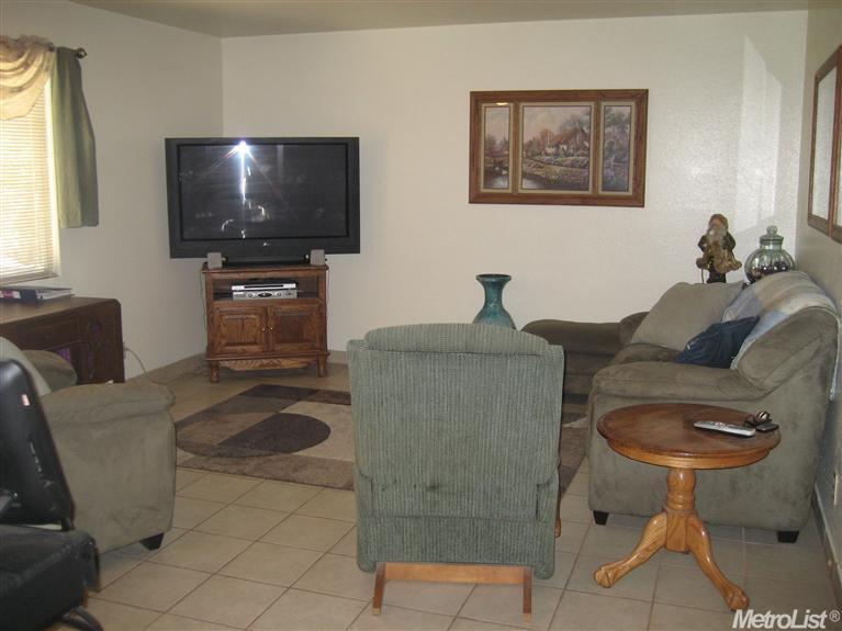 1729 Mosher Ave, Modesto, CA 95358 photo 9
