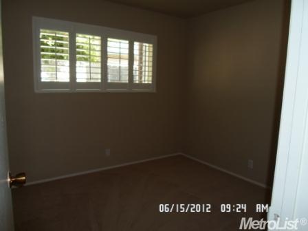 2412 Corbin Ln, Lodi, CA 95242 photo 4