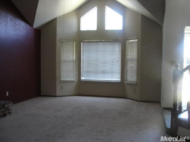 2724 Beatrice Ln, Modesto, CA 95355 photo 3