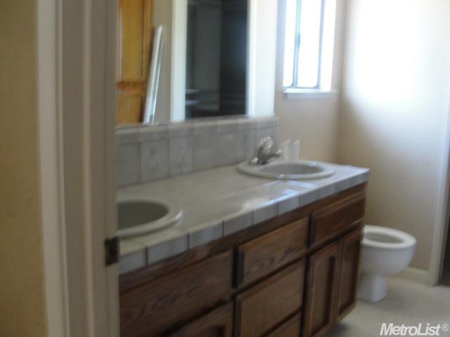 2724 Beatrice Ln, Modesto, CA 95355 photo 7