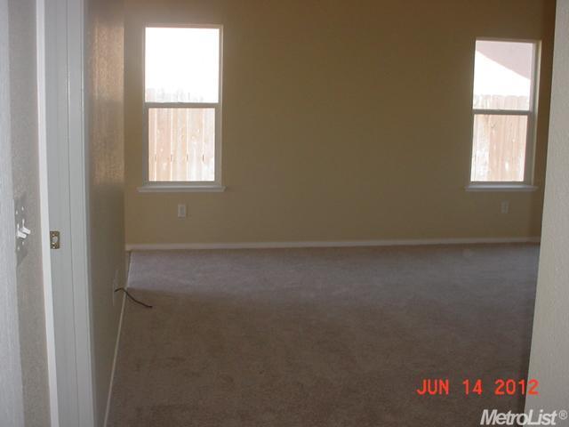 460 Brittany Way, Merced, CA 95341 photo 7