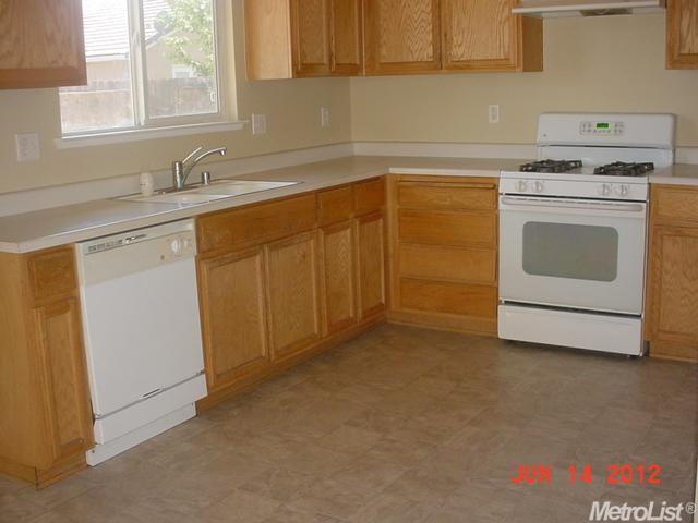 460 Brittany Way, Merced, CA 95341 photo 3