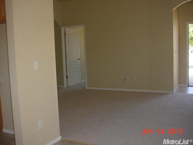 460 Brittany Way, Merced, CA 95341 photo 9