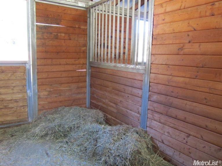 2855 Paymaster Trl, Cool, CA 95614 photo 3