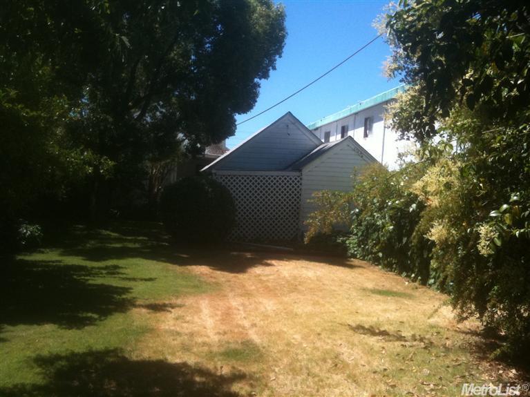 341 E Locust St, Lodi, CA 95240 photo 7