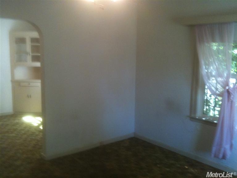 341 E Locust St, Lodi, CA 95240 photo 9