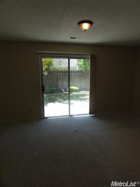 856 Villanova Ct, Merced, CA 95348 photo 8