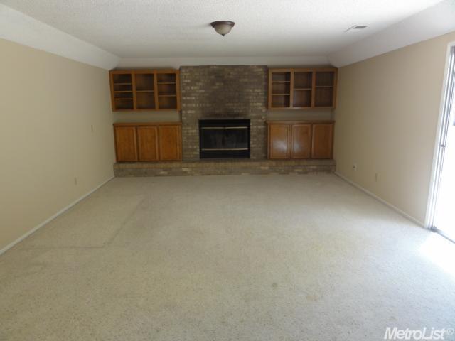 856 Villanova Ct, Merced, CA 95348 photo 4