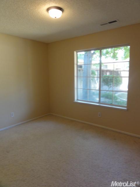856 Villanova Ct, Merced, CA 95348 photo 10