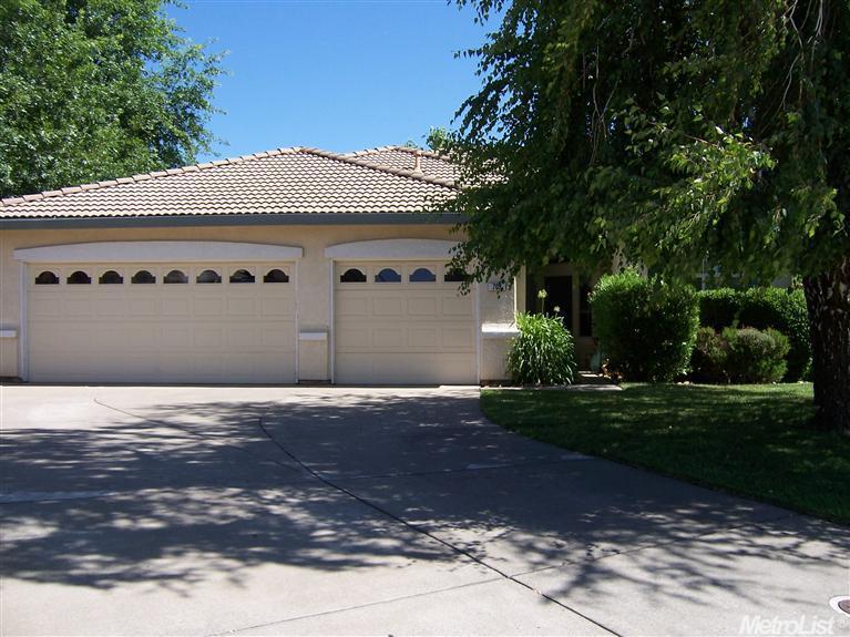 703 Larson Way, Folsom, CA 95630 photo 1