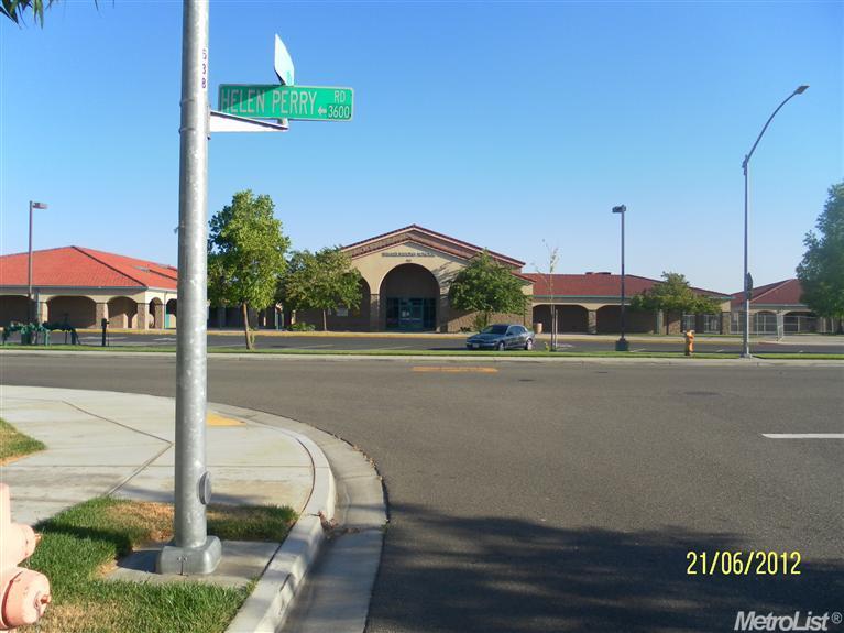 1900 Ficus St, Ceres, CA 95307 photo 5