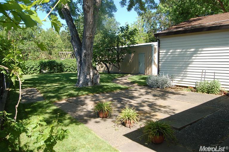 3919 Horton Ln, Carmichael, CA 95608 photo 16