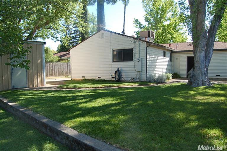 3919 Horton Ln, Carmichael, CA 95608 photo 18