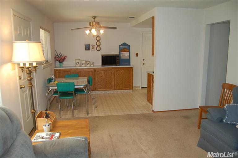 3919 Horton Ln, Carmichael, CA 95608 photo 4