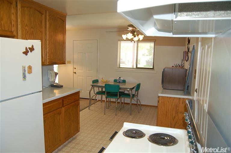 3919 Horton Ln, Carmichael, CA 95608 photo 6
