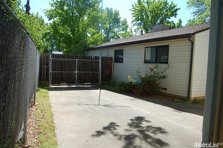 3919 Horton Ln, Carmichael, CA 95608 photo 24