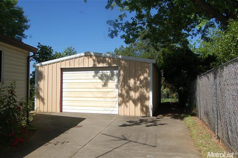 3919 Horton Ln, Carmichael, CA 95608 photo 21