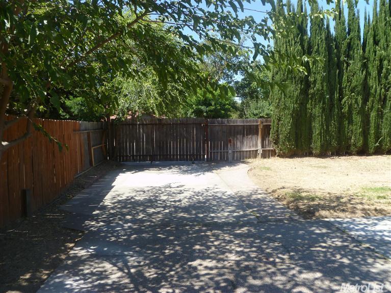 253 Camish Pl, Lathrop, CA 95330 photo 14