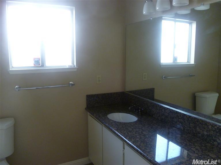 253 Camish Pl, Lathrop, CA 95330 photo 9