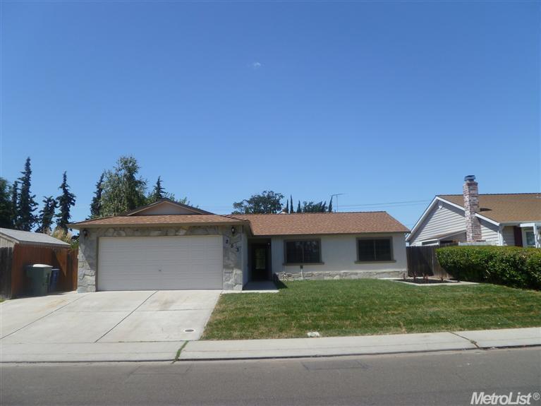 253 Camish Pl, Lathrop, CA 95330 photo 1