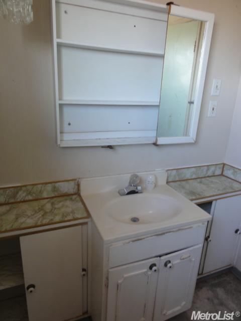 18450 Bloss Ave, Hilmar, CA 95324 photo 11