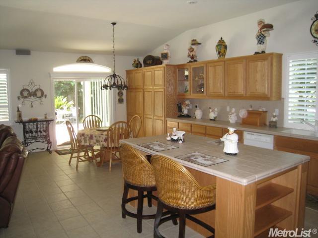 192 Memory Ln, Turlock, CA 95382 photo 12