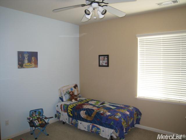 192 Memory Ln, Turlock, CA 95382 photo 21