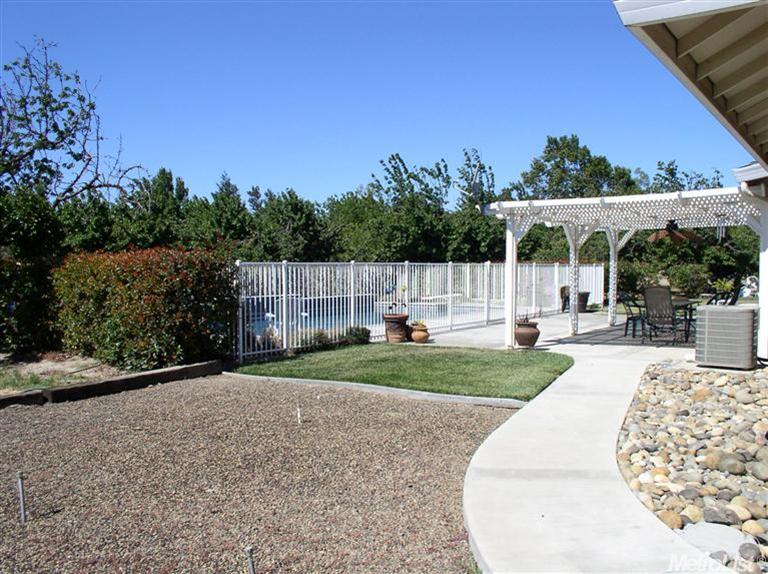 8444 W Bates Ct, Tracy, CA 95304 photo 21