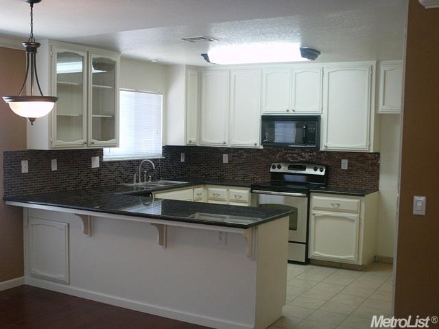 3185 Cajun Ct, Turlock, CA 95382 photo 3