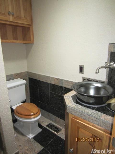 11900 Lower Colfax Rd, Grass Valley, CA 95945 photo 10