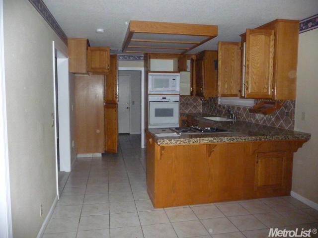 425 Evergreen Dr, Lodi, CA 95242 photo 6