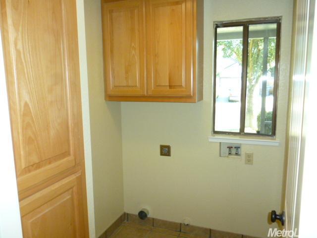 1012 Multnomah Dr, Modesto, CA 95350 photo 6