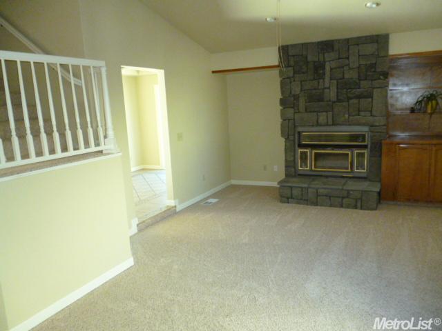 1012 Multnomah Dr, Modesto, CA 95350 photo 4