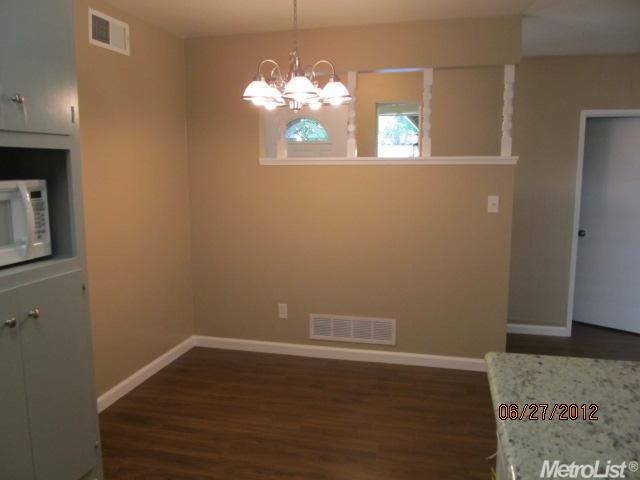 521 Brookview Ct, Modesto, CA 95354 photo 12