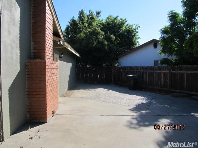 521 Brookview Ct, Modesto, CA 95354 photo 21