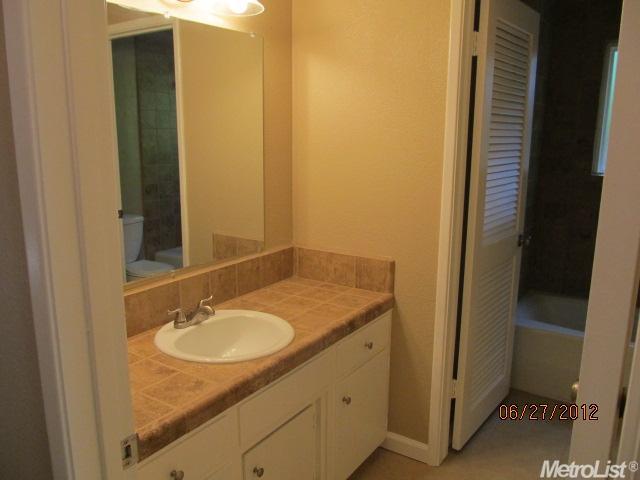 521 Brookview Ct, Modesto, CA 95354 photo 14