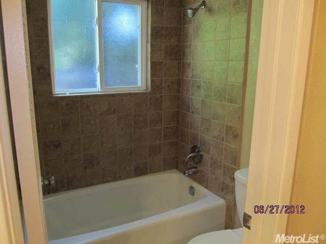 521 Brookview Ct, Modesto, CA 95354 photo 15