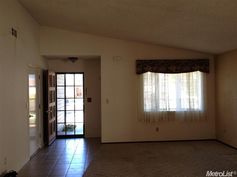 832 W Union Ave, Modesto, CA 95356 photo 2