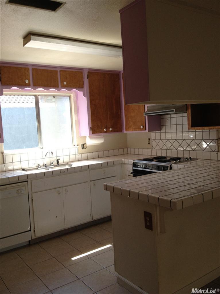 832 W Union Ave, Modesto, CA 95356 photo 5