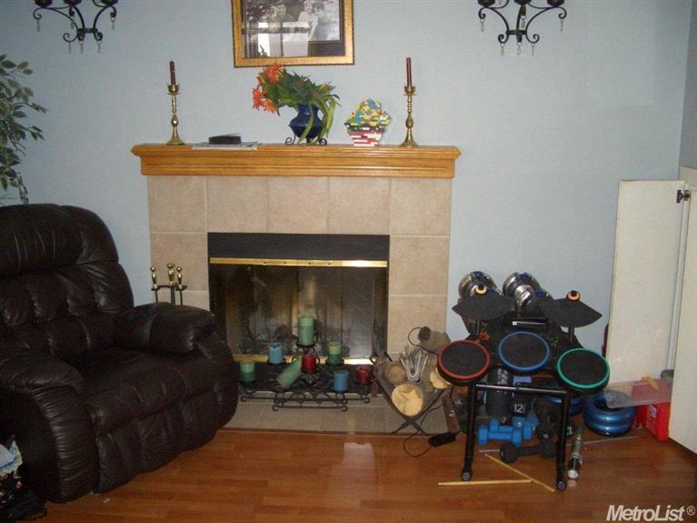 97 Primrose Ct, Tracy, CA 95376 photo 2