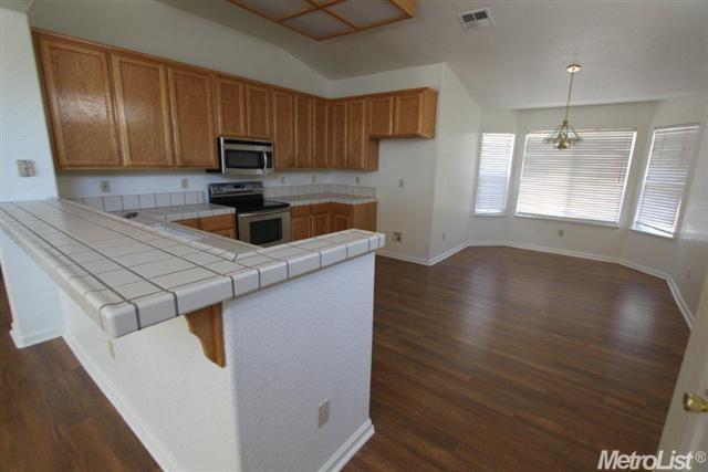 1509 Dreyfus Ln, Modesto, CA 95355 photo 3