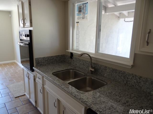 2308 Pridmore Ave, Modesto, CA 95355 photo 3