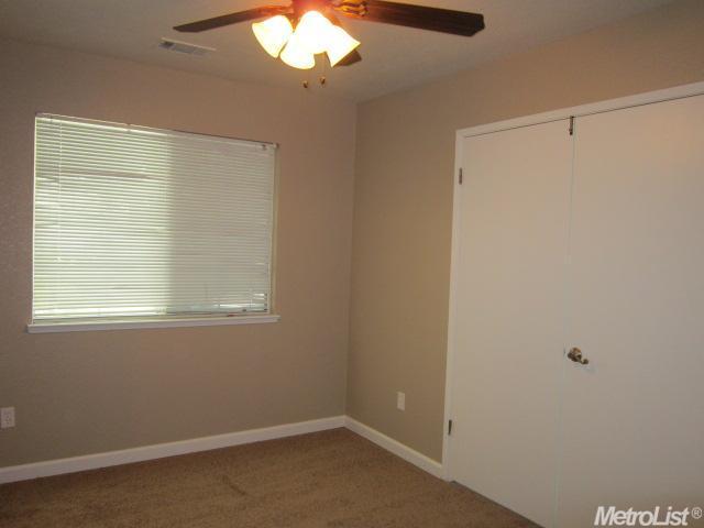 609 Sears Dr, Patterson, CA 95363 photo 8