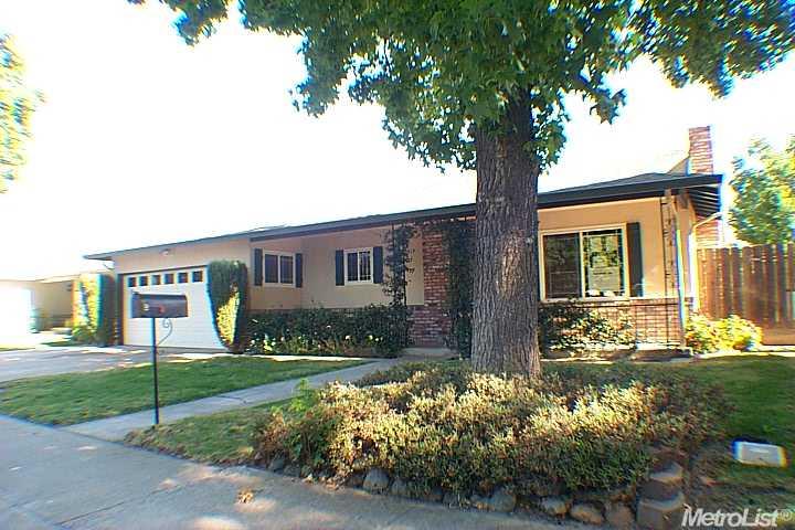2317 Brockway Dr, Modesto, CA 95355 photo 1